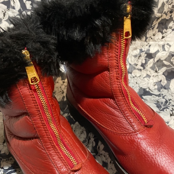 Cougar Leather Pillow boots - EUC - Picture 10 of 12